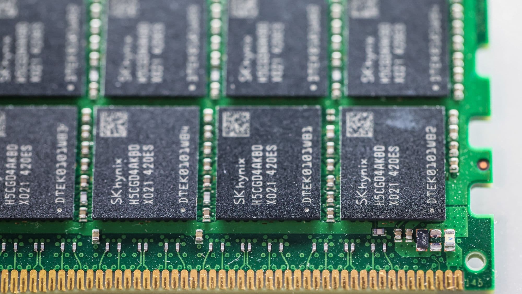SSD·메모리 업체들, 칩 확보 위해 8억8000만 달러 차입