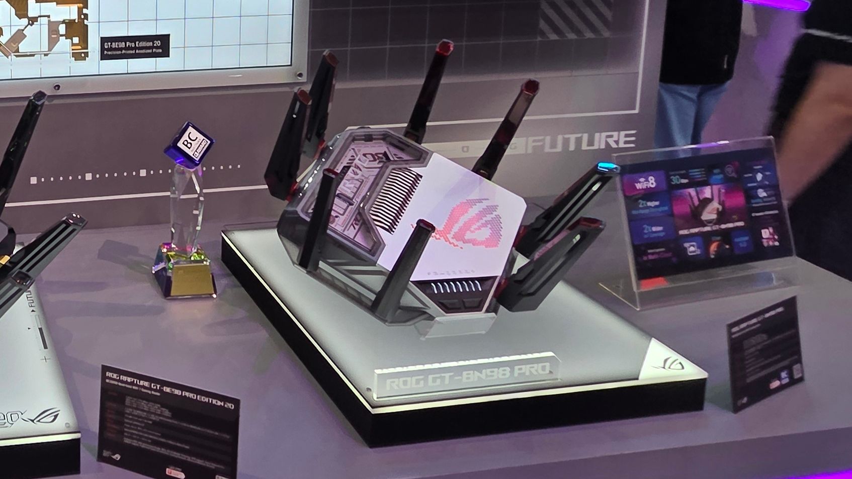 ASUS, 차세대 Wi-Fi 8 공유기 'ROG Rapture GT-BN98 Pro' 공개