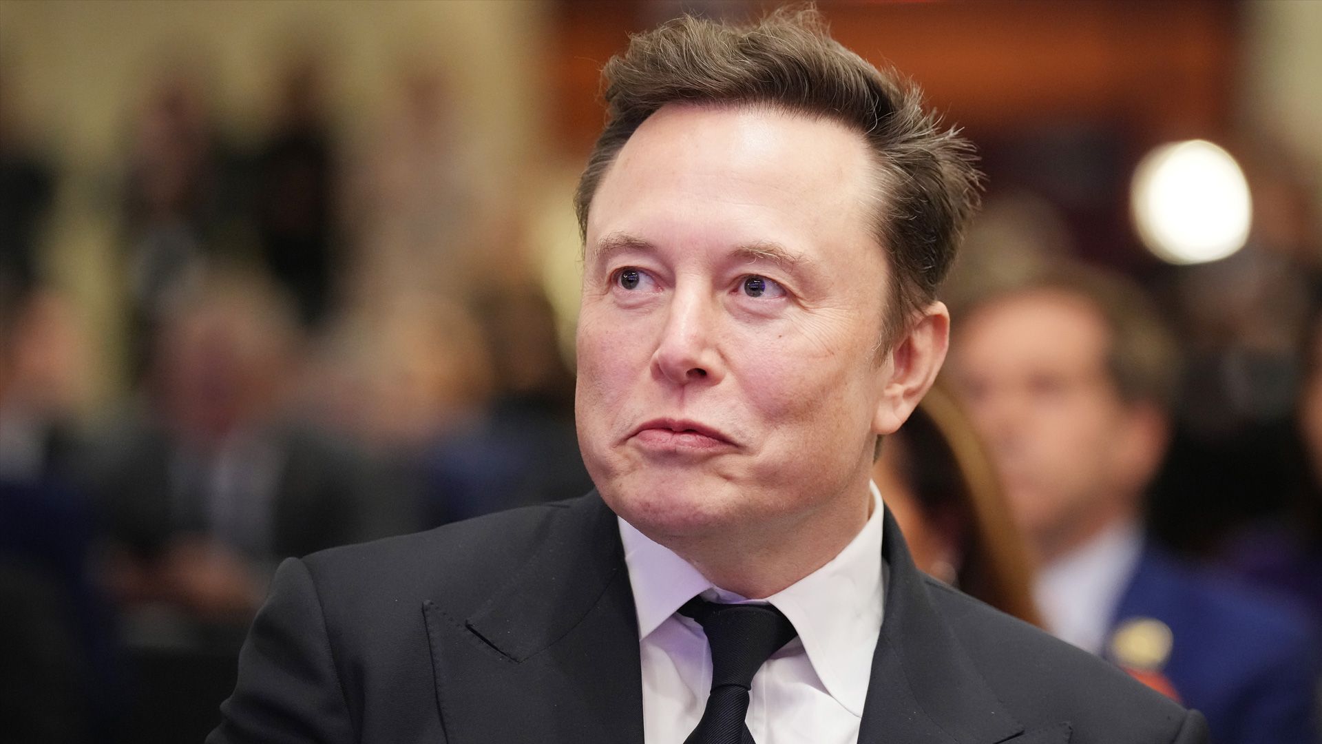 배심원단은 2시간도 채 안 된 심의 끝에 Elon Musk의 OpenAI에 대한 소송을 기각했습니다. 만장일치로 Musk가 소송을 너무 늦게 제기했다는 것입니다.