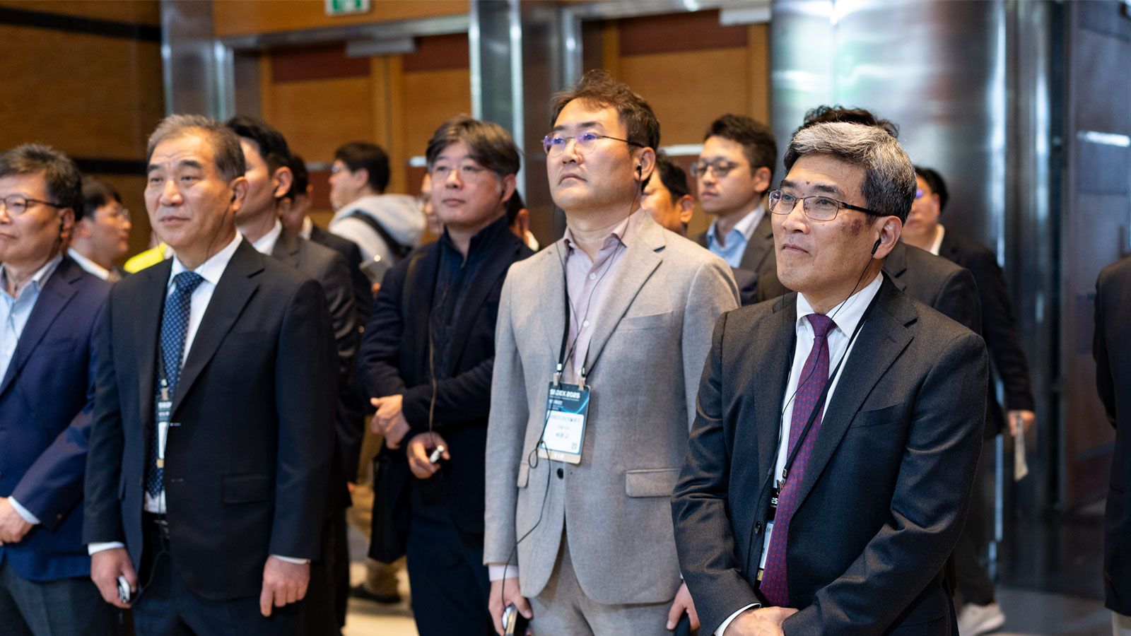 호르무즈 봉쇄가 공급망에 영향을 미치면서 메모리 제조사들은 불화수소 가격 충격에 대비하고 있습니다. 주요 에칭 및 세정 재료는 무역 중단으로 인해 급격한 비용 상승에 직면해 있습니다.